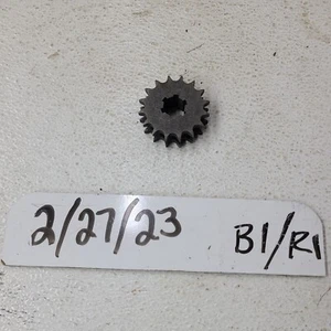 NOS SUZUKI SM11 SM21 SM30 SM40 SNOWMOBILE DRIVE CHAIN SPROCKET 16T - Picture 1 of 4