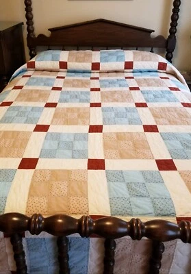 Colcha acolchada vintage tamaño completo con borde de diente de sierra Foto 1 de 2