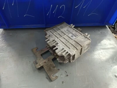 Centralina motore VW Polo 6N1 1.4 APQ 44kW 030906027AA 0261204617 - Immagine 1 di 4