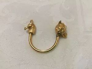 Gatto avvitato metallo tono oro vintage con fiocco statuina portachiavi sciarpa clip - Foto 1 di 6