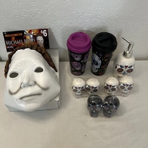 Halloween Deko Totenköpfe Maske Becher Salz Pfefferstreuer Seifenspender Set NEU - Bild 1 von 7
