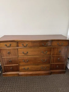 Vintage Buffet / Sideboard - Picture 1 of 13