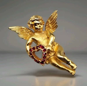 Vtg Hattie Carnegie Cherub Brooch Gold Tone Red Rhinestone Heart Angel Pin READ - Picture 1 of 12