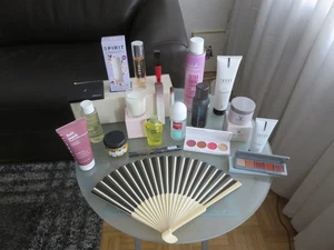 Beauty Paket aus Brigitte/Glossybox - schöne Kosmetikprodukte sehr hoher Wert -8 - Bild 1 von 20