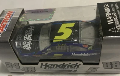 RARE* Mark Martin #5 Hendrickcars.com 2010 ACTION 1/64 Nascar Diecast - Image 1 of 4