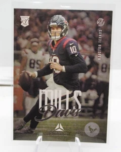 2021 Panini Chronicles Luminance Football Davis Mills Houston Texans Rookie RC - Picture 1 of 1