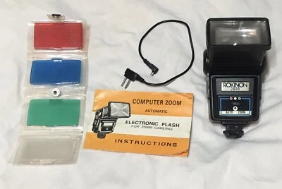 Flash electrónico automático con zoom de computadora Rokinon 2600 de colección para cámaras de 35 mm Foto 1 de 4