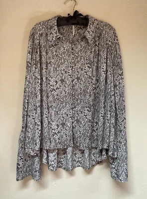 Blusa Top Free People Mujer Grande Con Botones Moderna Piel de Serpiente Musa Negra Foto 1 de 4