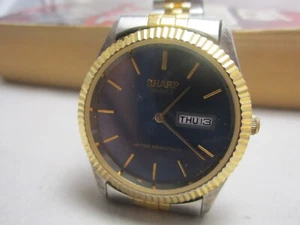 Sharp Men's WR Quartz Watch W/Day & Date Works Fine. - Imagen 1 de 2