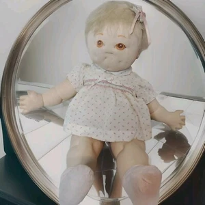Vintage weiche Skulptur handgefertigte Puppe Junge 24 Zoll von Marie Uessell zärtliche liebevolle Pflege - Bild 1 von 18