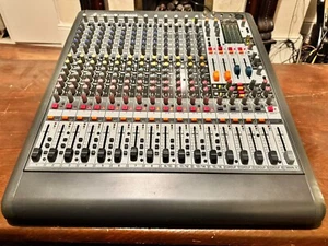 BEHRINGER XENYX XL1600 16-Input 4-Bus Live Mixer. - Picture 1 of 4