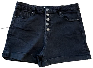 YMI Damen kurze Jeans Größe 13/31 schwarz hoher Bund Knopfleiste Stretch - Bild 1 von 9