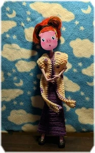 Handgefertigte Monster High 11,5" Modepuppe gehäkeltes Kleid NEU lila & bunt - Bild 1 von 13