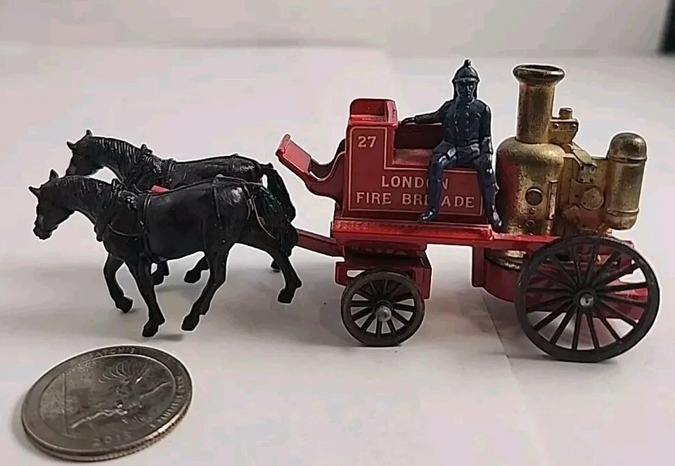 De colección Liedo 27 London Bomberos Motor Die-cast Metal Plástico con 1 jinete Foto 1 de 4