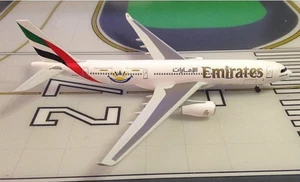 1:400 Dragon Wings Emirates Airbus A330-243 A6-EKU Ultra Rare Limited Edition. - Picture 1 of 6