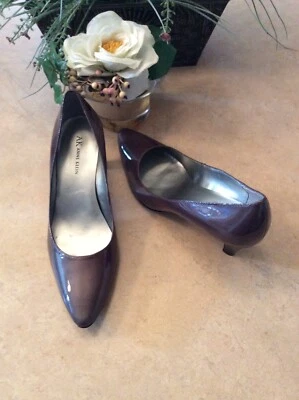 AK ANNE KLEIN PAILEY Women's Brown Patent  Leather Heel Pointed Toe Pump Sz 8.5M - Image 1 of 4