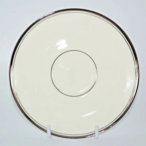 Mikasa "BRIARCLIFFE" A1-101 - Saucer(s) - 15.9 cm diameter Excellent condition - Picture 1 of 5