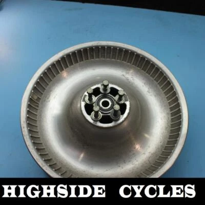 1167 04 Llanta trasera Harley-Davidson Softail 17x5,00 DEUCE SILVER   Foto 1 de 4