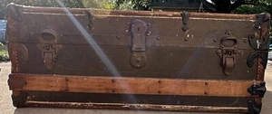Vintage WOOD STEAMER TRUNK chest coffee table storage box antique wooden decor - Picture 1 of 24