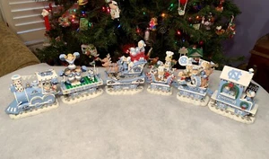 Im Ruhestand Danbury Mint NCAA UNC Carolina Tar Heels 22" HOLIDAY HALFTIME RAIL Zug - Bild 1 von 20