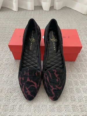 BNWB IVANKA TRUMP KENNI Red Black Designer COMFORT Flat Loafers, Size 9.5 M - Image 1 of 4