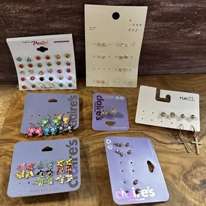 Set Claires RUE21 A New Day Pastell Kollektion Ohrringe Ohrstecker baumeln - Bild 1 von 8