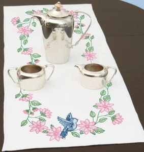 Hazlo tú mismo Dempsey Pájaros Flores de Primavera Estampadas Punto de Cruz Mesa Corredor Kit - Imagen 1 de 2