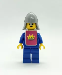 Lego Classic Yellow Castle Knight Minifigure Crown Sticker Vest Cavalry 375 6075 - Picture 1 of 2