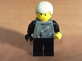 Lego Star Wars Luke Skywalker Endor Minifigure 7128 showing wear