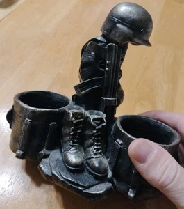 DWK Corporation Militär Schreibtisch Dekoration Briefbeschwerer Bürodeko - Bild 1 von 6
