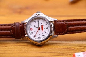 Ladies Swiss army SAK design quartz wrist watch mactac logo - Picture 1 of 10