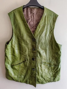 Gilet gilet donna pelle verde brillante vintage anni 70 80 22” pit to pit - Foto 1 di 15