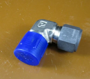 PARKER 8MSEL8N SS-810-2-8 Stainless Steel 1/2" Tube X 1/2"MNPT Elbow - Picture 1 of 1