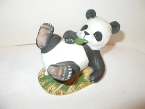 VINTAGE 1985 ANDREA BY SADEK PANDA BEAR FIGURINE #7421 MADE IN JAPAN 4 INCH LONG - Picture 1 of 7