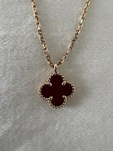 Van Cleef & Arpels Sweet Alhambra Necklace with Pendant 18k Rose Gold Carnelian