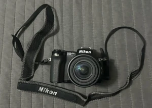 Nikon COOLPIX 5700 E5700 5.0MP Black Digital Camera From Japan TESTED - Picture 1 of 9