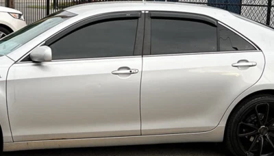 Protectores de lluvia contra humo AVS viseras de ventilación 3M cinta adhesiva para Toyota Camry 2007-2011 sedán Foto 1 de 4