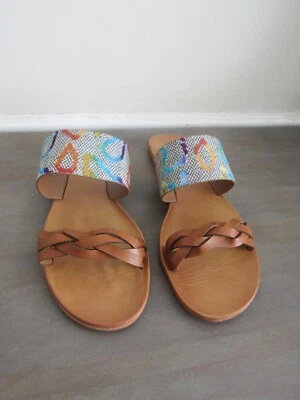 Sandalias coloridas de leopardo de dos correas de bambú para mujer talla 8: ¡Nuevas!! Foto 1 de 4