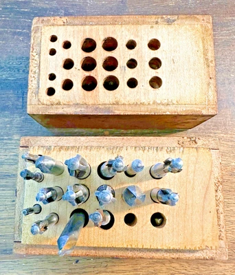 20 винтажных ИНСТРУМЕНТОВ ДЛЯ КОЛЬЕВ KENDRICK DAVIS Morse & Union Twist разные с коробкой ручной работы - Изображение 1 из 4