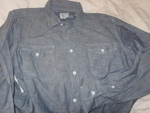 OLD NAVY M CLASSIC FIT MEN COTTON BLUE CHAMBRAY SHIRT 2 POCKET LONG SLEEVE SPORT - Picture 1 of 6