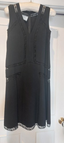 Abito da cocktail Prada nero in seta midi taglia IT38 UK6 senza maniche inserti in pizzo ottime condizioni