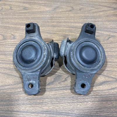 Subaru BRZ Scion FRS 86 RH 2013-2016 2 piezas montaje motor OEM FA20-1 Foto 1 de 4