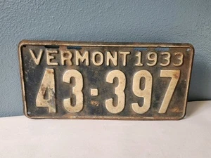 1932 Vermont License Plate Awesome Patina Man Cave Rare Wall Art Hanger 32 - Picture 1 of 5