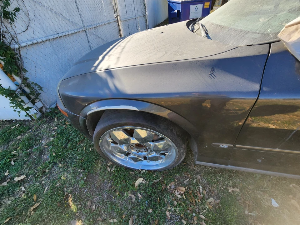 Guardabarros delantero izquierdo Lincoln LS 2000 2001 2002 2003 2004 2005 2006 TV Foto 1 de 2