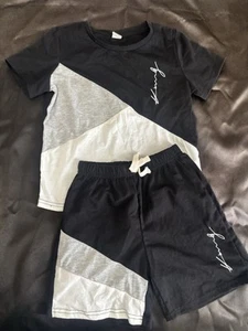 Boys Size 5 Yr Two-piece Cotton Colorblock Short Set Black Grey And White - Picture 1 of 5