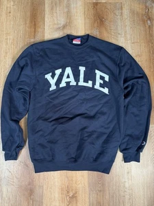 Yale University Champion Size Medium Crewneck Sweatshirt 50/50 - Picture 1 of 5