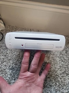 Nintendo Wii U WUP-001(2) 8GB solo console bianca - testata, funzionante! Spedizione gratuita - Foto 1 di 5