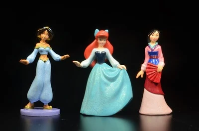 Auténticas figuras de PVC Disney princesas brillantes lote de 3-Ariel, Jazmín, Mulan Foto 1 de 3