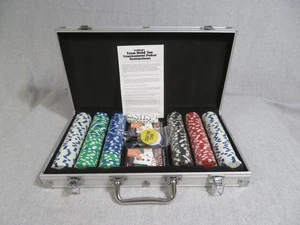 Poker Set Cardinal's Texas Hold' Em Set in Metal Case EUC - Picture 1 of 7