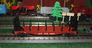 Lionel Red A.T.S.F. Stake Car with one broken stake - No Box - AS IS - Picture 1 of 4